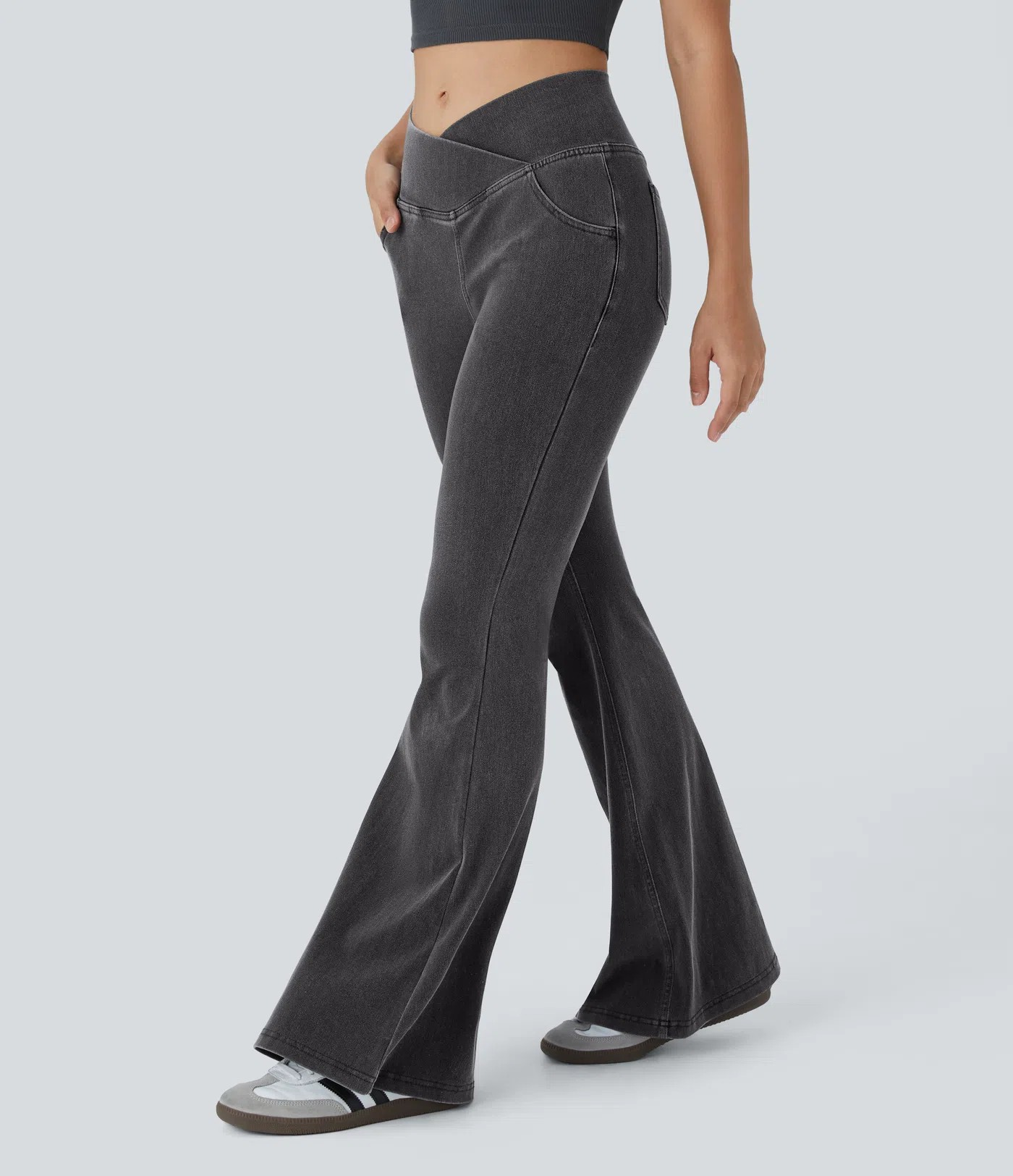 Crossover Flared Jeans