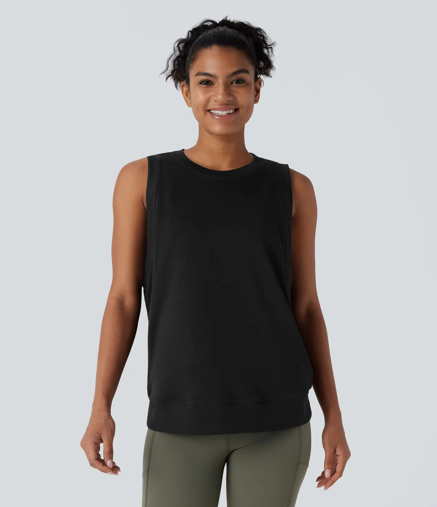 Casual Round Neck Tank with Pockets