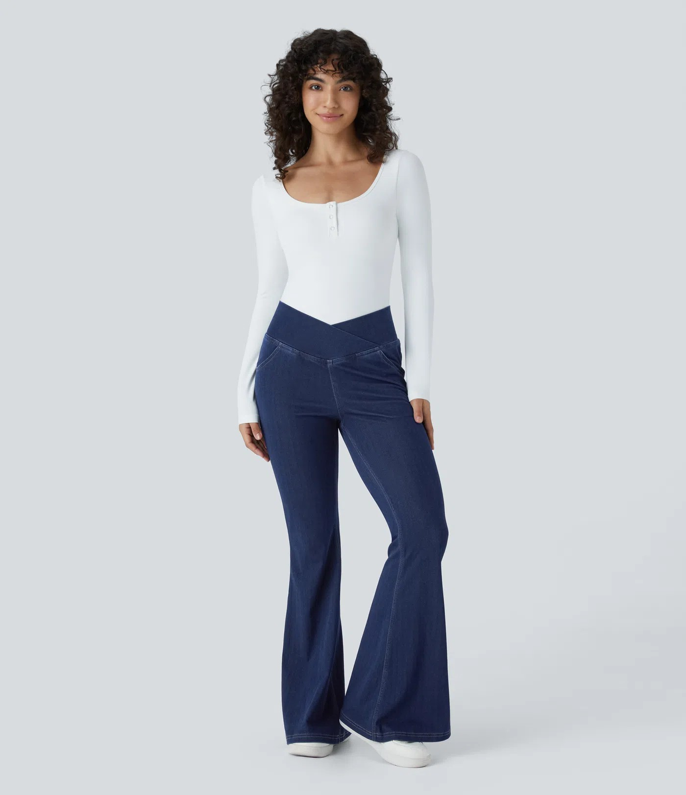 Crossover Flared Jeans