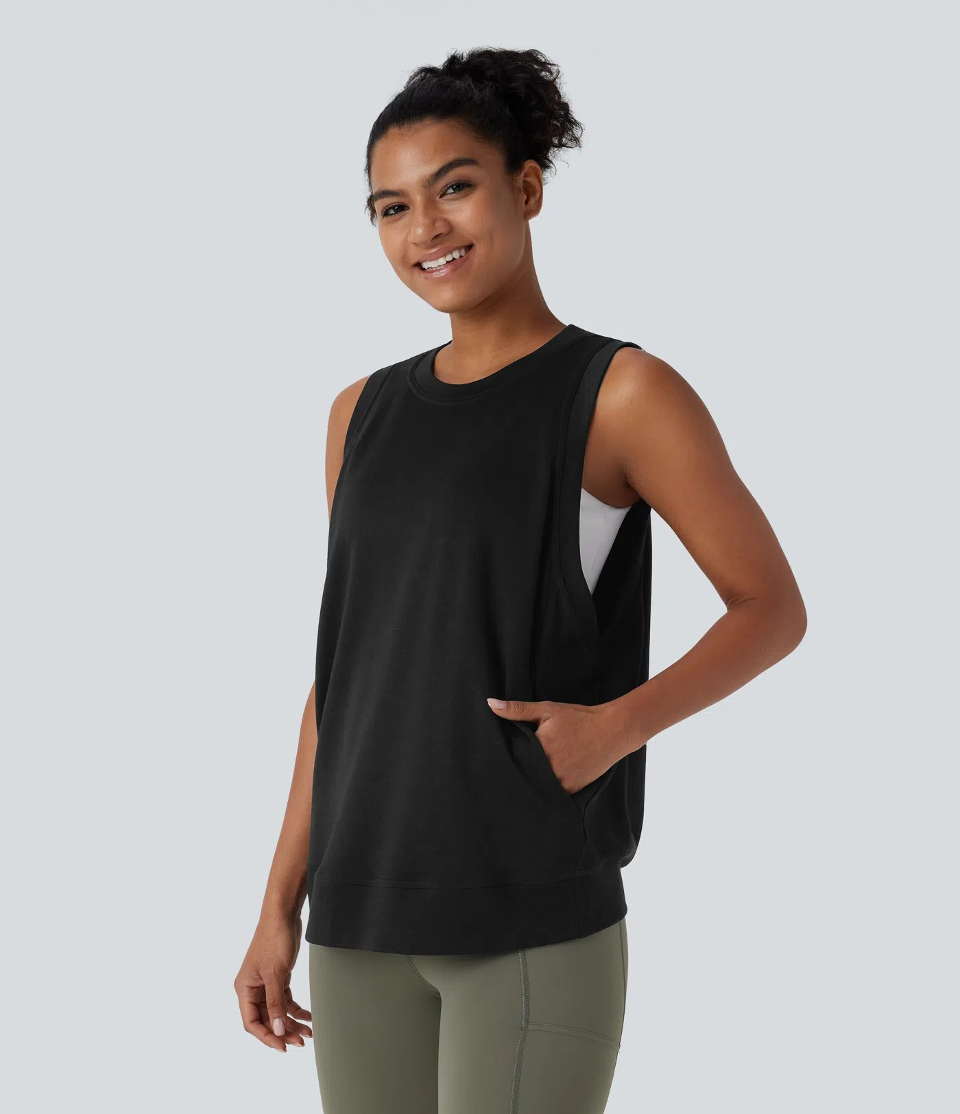 Casual Round Neck Tank with Pockets