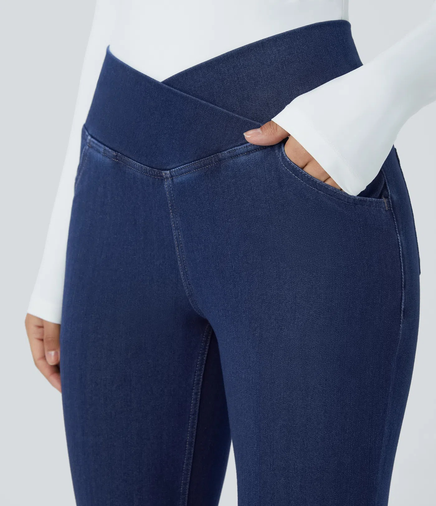 Crossover Flared Jeans