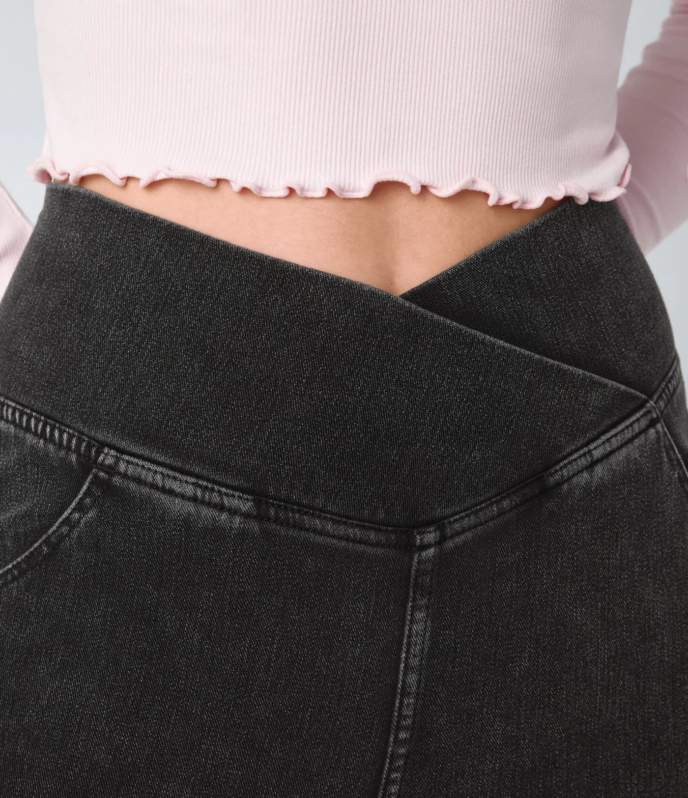 Crossover Flared Jeans