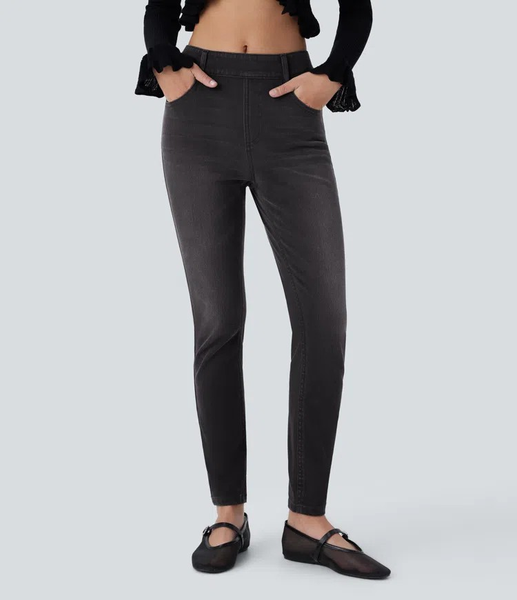 Flex Pull-On Skinny Jeans