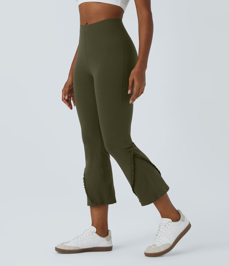 Ruffle flare capri