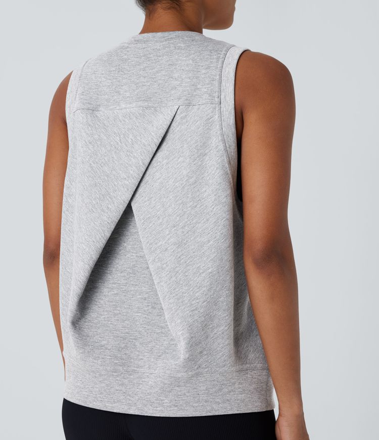 Casual Round Neck Tank with Pockets