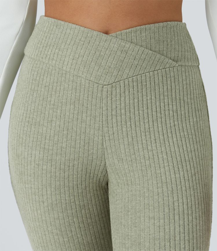 Knitted high waisted crossover leggings