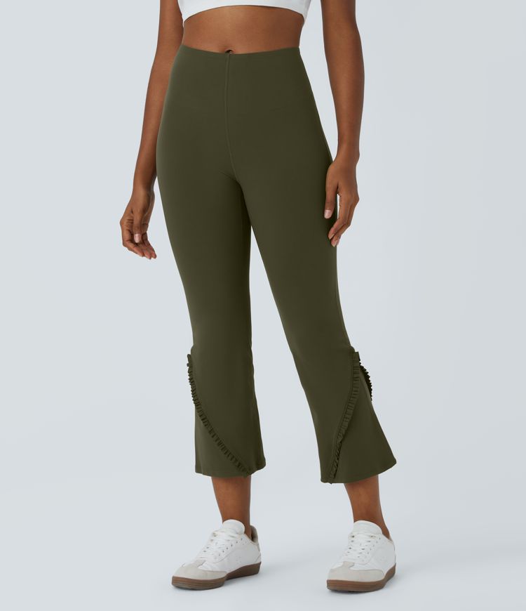 Ruffle flare capri