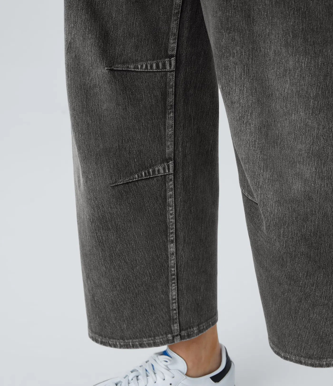 Barrel Leg Stretch Jeans