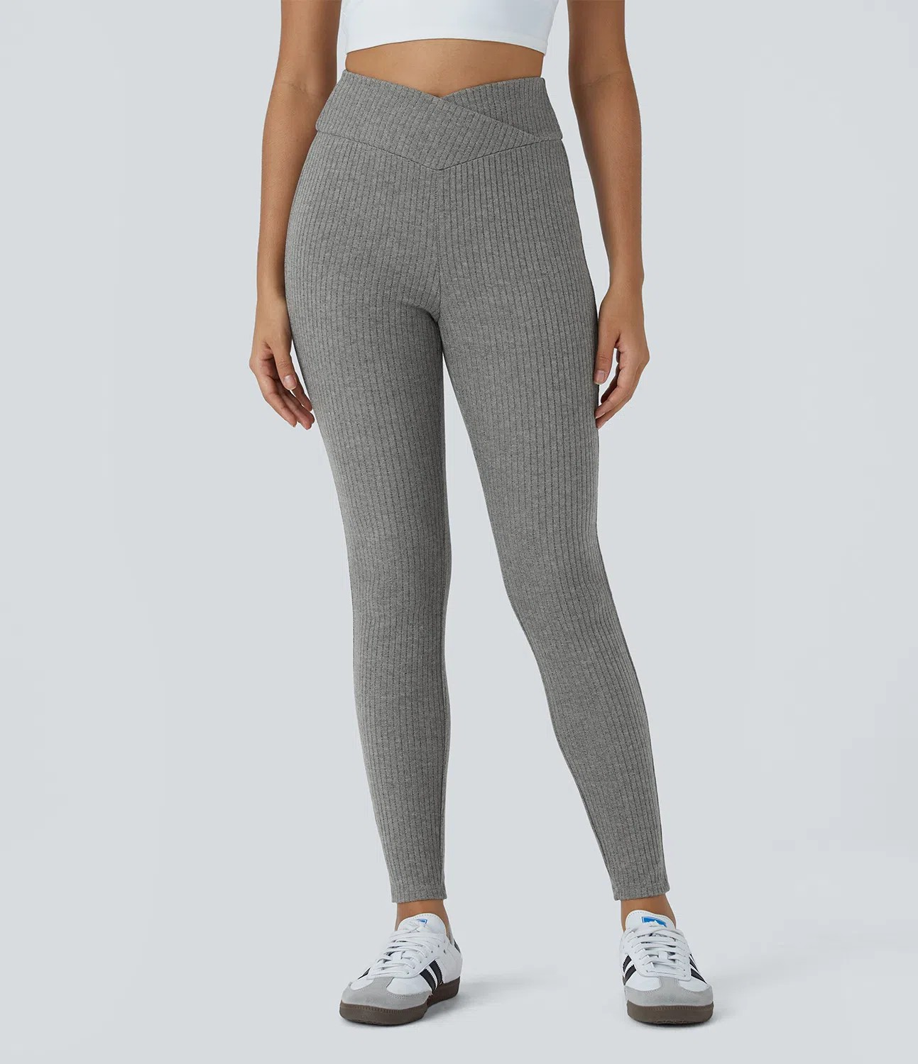 Knitted high waisted crossover leggings